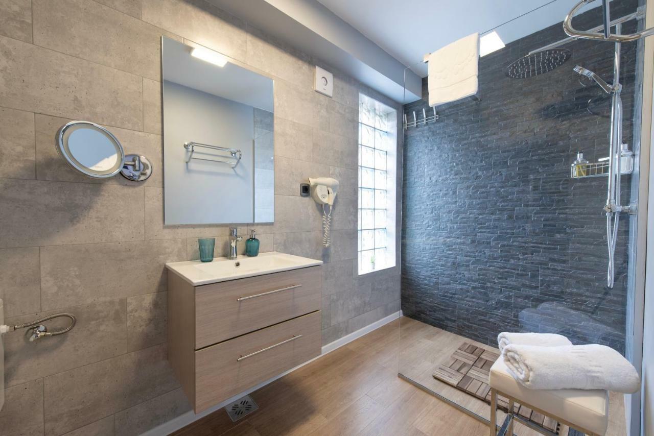 Derby Apart Hotel Алба Юлия Екстериор снимка