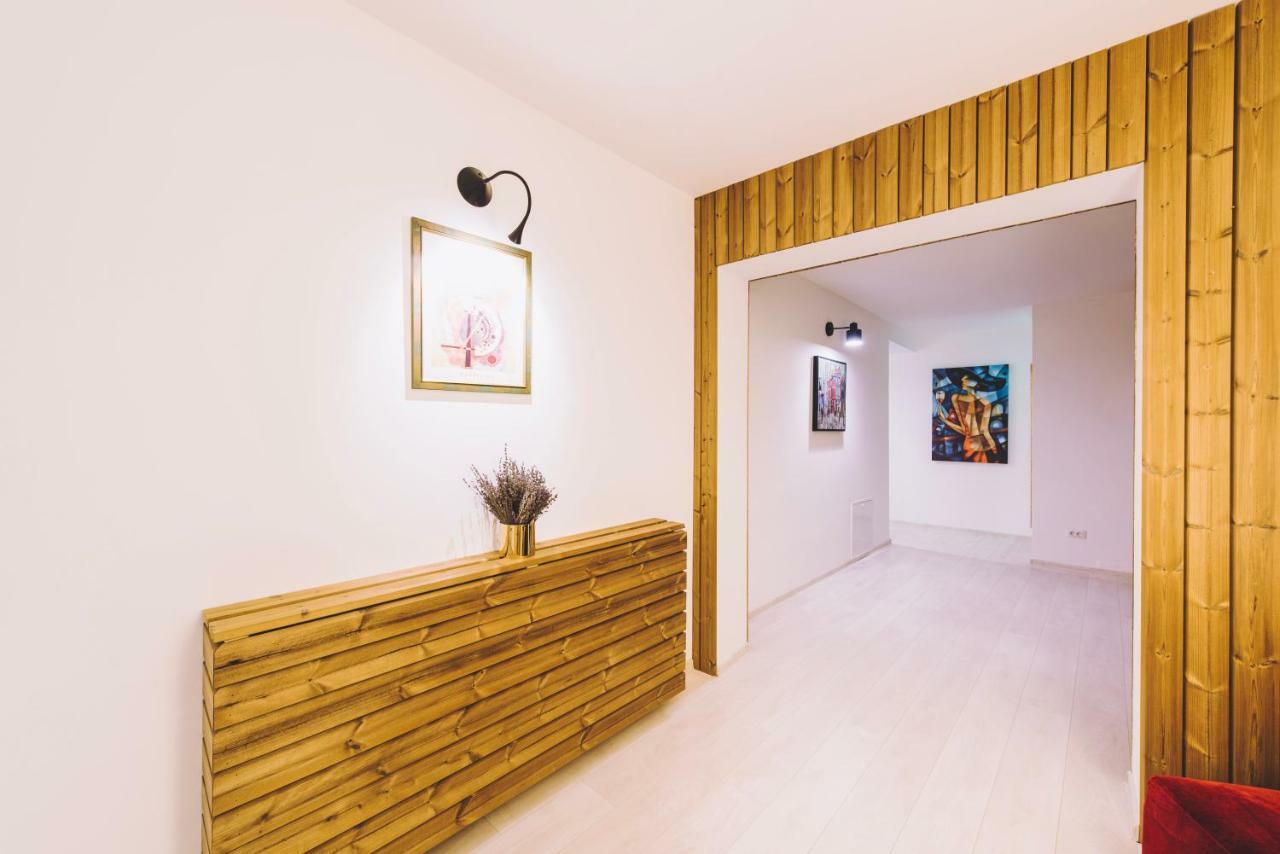 Derby Apart Hotel Алба Юлия Екстериор снимка