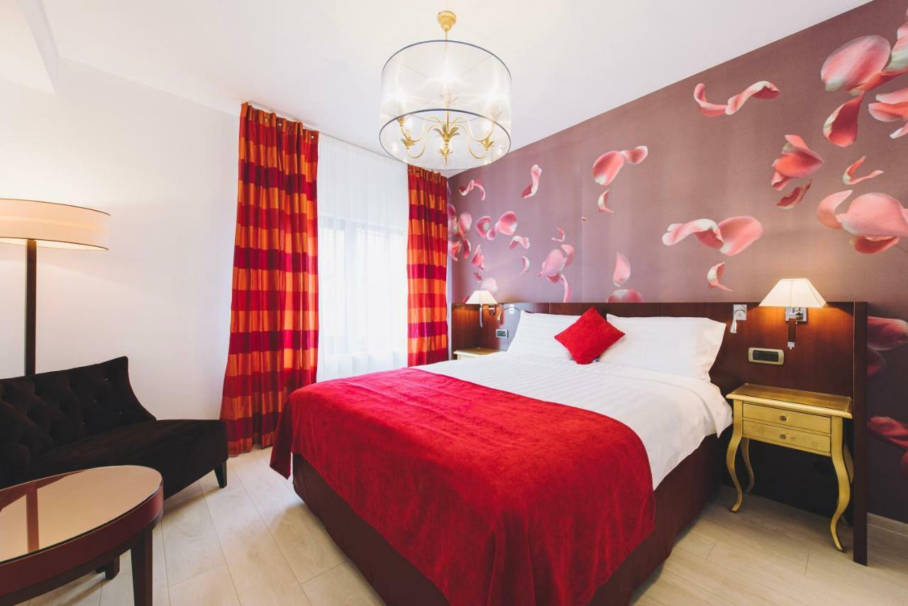 Derby Apart Hotel Алба Юлия Екстериор снимка
